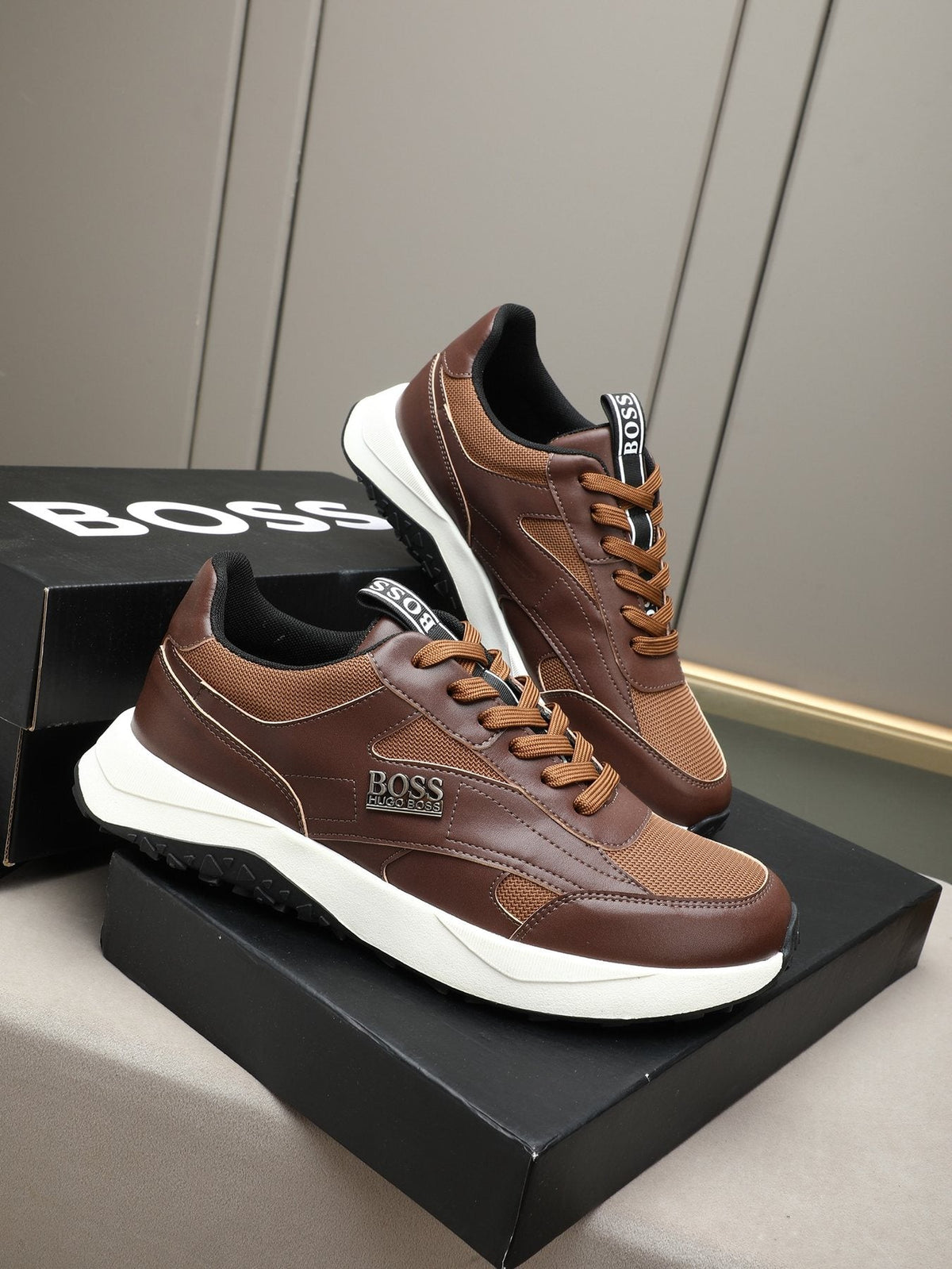 Hugo Boss Paneled Low-Top Sneakers
